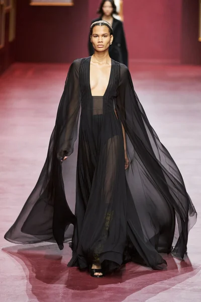 Look 79